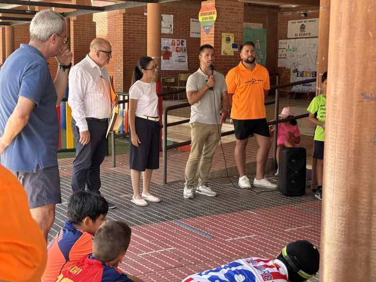 Águilas da un respiro a familias con hijos este verano