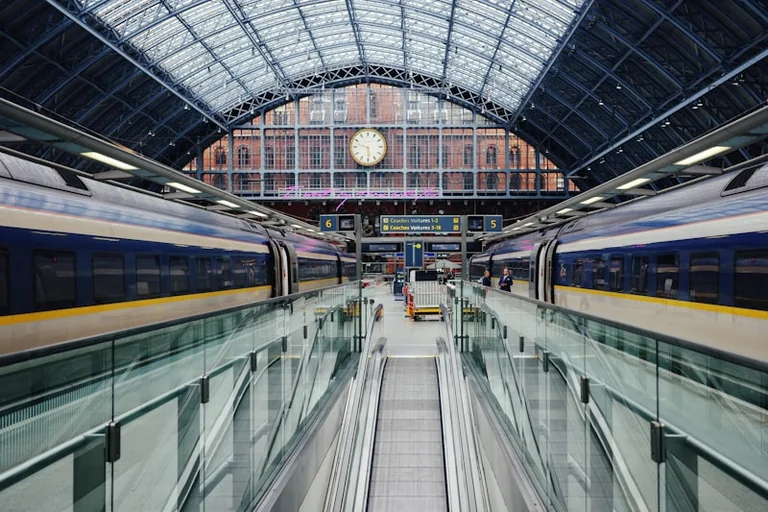 15 de agosto de 2026: horarios, viajes y trabajo en sábado