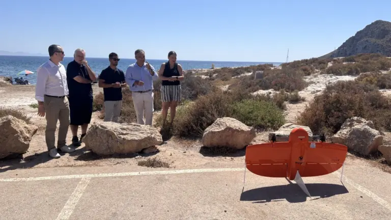 Águilas refuerza su vigilancia ambiental con nuevos drones de alta tecnología