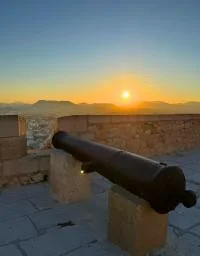 Alicante refuerza sus miradores ante el eclipse