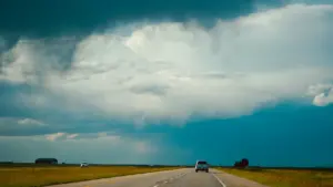 Avisos de AEMET: cómo decidir si cambiar un viaje o actividad