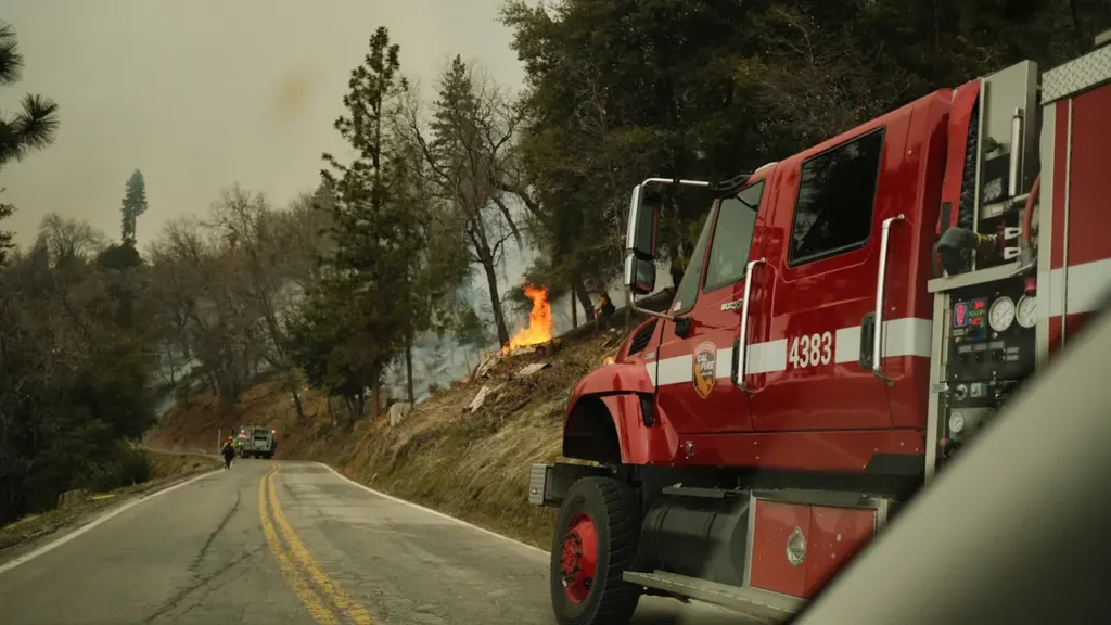 Calor e incendios: qué revisar antes de conducir hoy