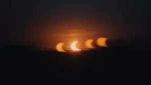 El eclipse de Aranda llega al atardecer: cómo mirarlo