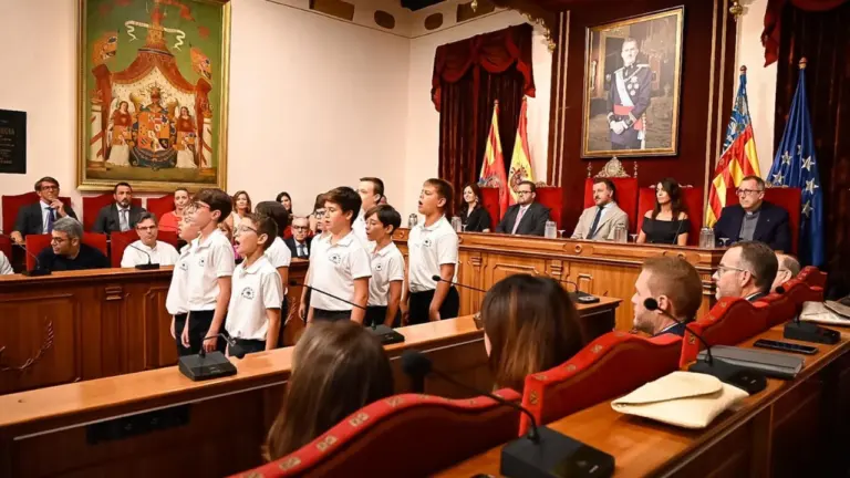 Elche calienta motores para el Misteri: así fue la Prova de Veus