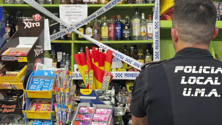 Elche refuerza el control del alcohol a menores
