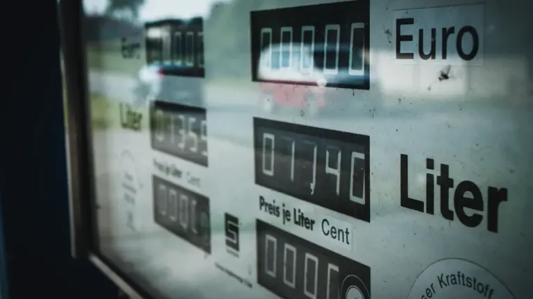 Gasolina y diésel: calcula el ahorro real antes de repostar