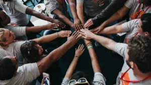 Guía de servicios y ayudas sociales disponibles para vecinos en Rota