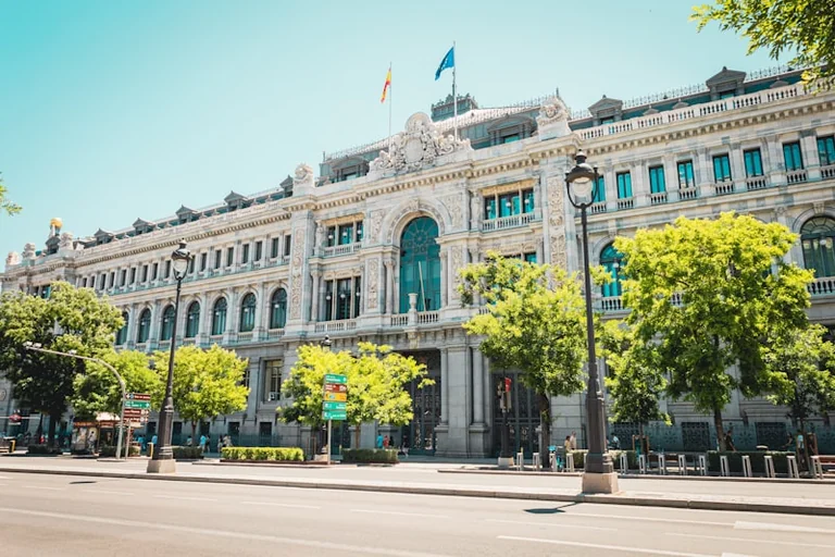 Madrid reducirá un 12% el gasto energético en edificios públicos para 2026