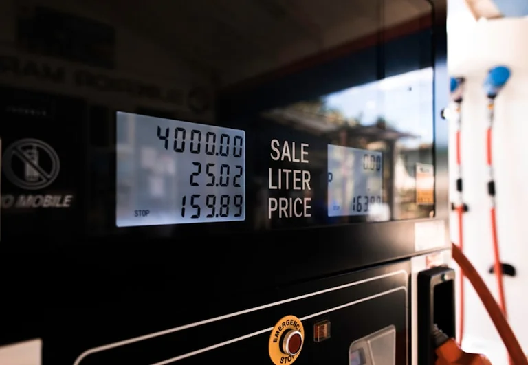 Precios de combustibles en España: previsión para el fin de semana