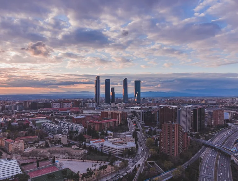 ¿Superará el PIB de España el 2.5% de crecimiento al cierre de 2026?