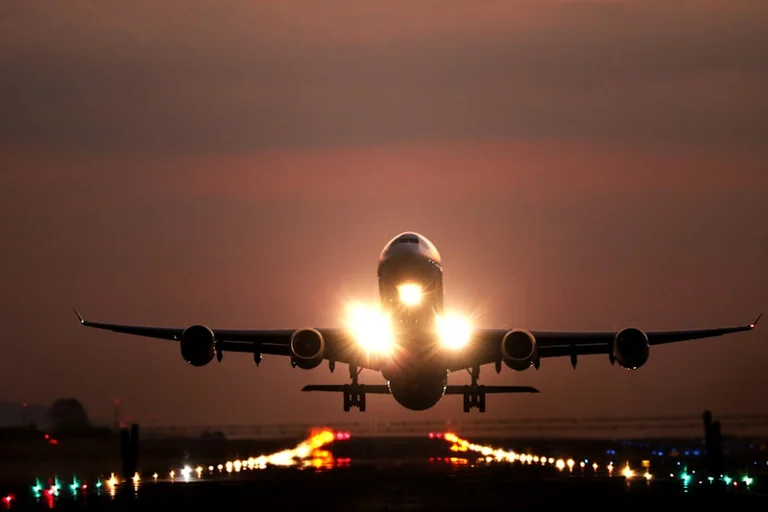 Vuelo retrasado o cancelado desde España: qué reclamar