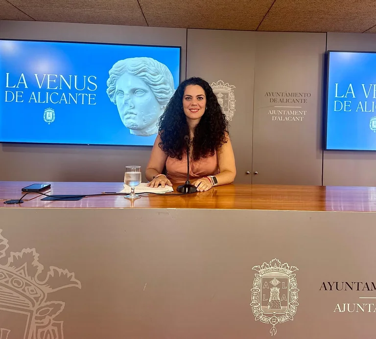 Alicante despeja cuatro calles céntricas para las Hogueras 2027