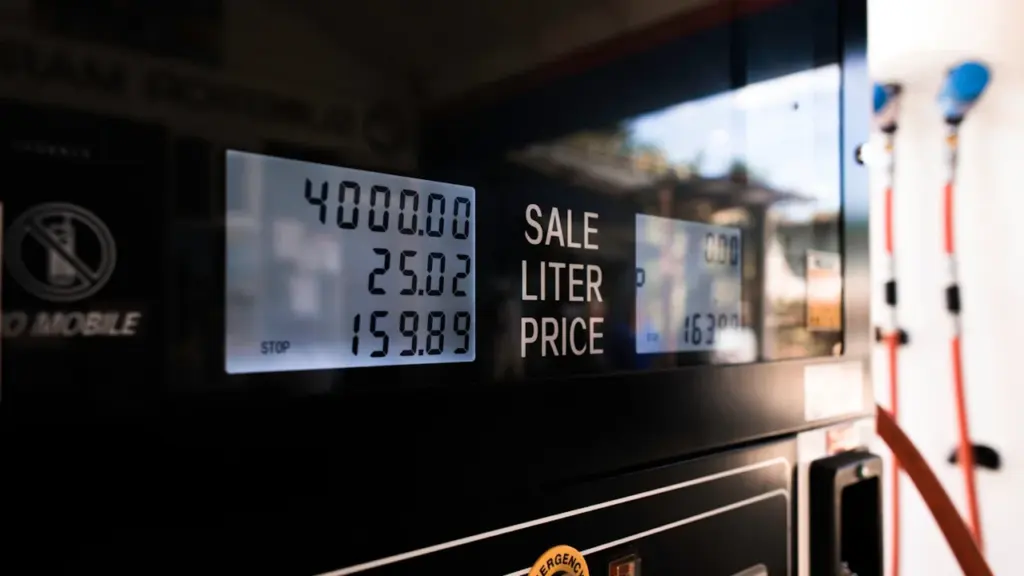 Cómo calcular el precio real de repostar antes de salir