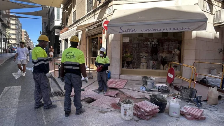 Elche inicia cambios en el Pla que afectarán a peatones y tráfico