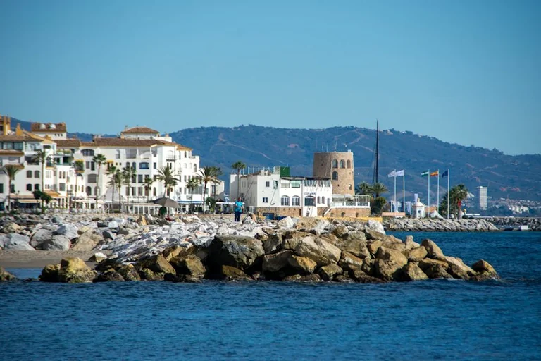 La cifra que mide la vigilancia en las playas de Marbella