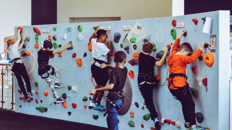 Las escuelas de Mieres ya pueden elegir más de 40 actividades