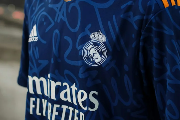Madrid reúne al fútbol mundial para debatir su futuro