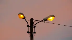 Mos renovará casi 7.000 puntos de luz para mejorar la eficiencia