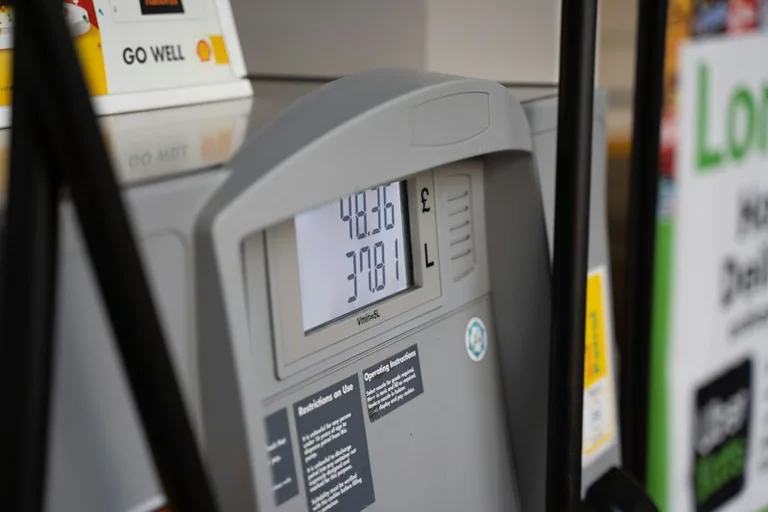Cómo comparar el precio de la gasolina y el diésel en España