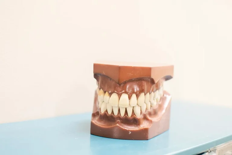 Soñar que se caen los dientes: símbolos y contexto cultural
